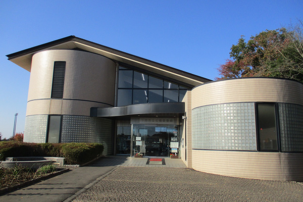 石橋図書館外観